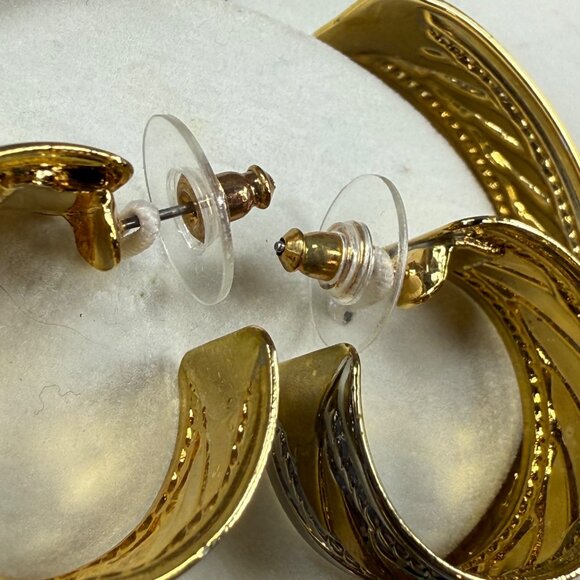 Gold Silver-Tone Cuff Bracelet Hoop Earrings Textured Design Jewelry Set - Picture 14 of 16